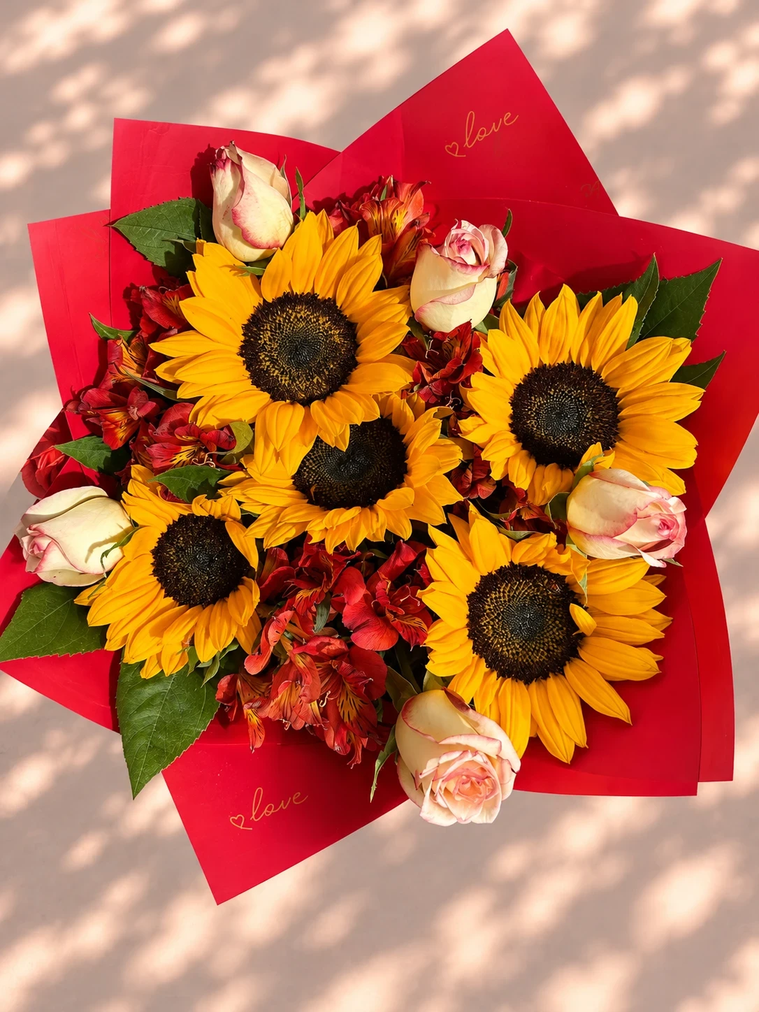 Ramo mediano de girasoles y rosas